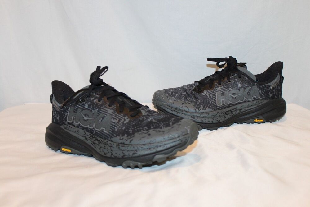 Hoka Women's Speedgoat 6 GTX Wide Running Athletic Sneakers Black NIB 8 D - Picture 4 of 8
